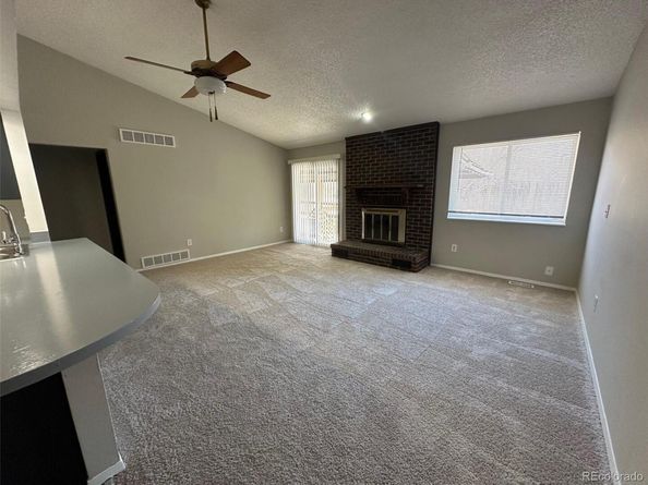 2084 S Rifle Street, Aurora CO 80013