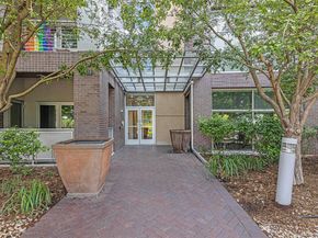 2958 Syracuse Street 403, Denver CO 80238