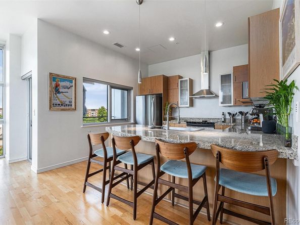 2958 Syracuse Street 403, Denver CO 80238