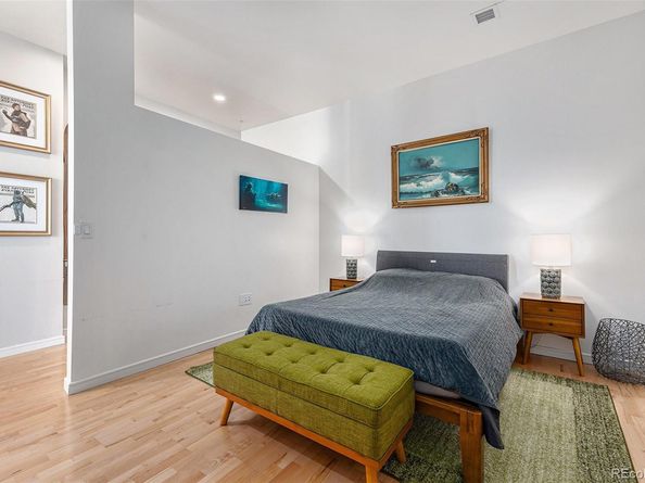 2958 Syracuse Street 403, Denver CO 80238