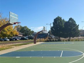 1538 Clinton Street, Aurora CO 80010