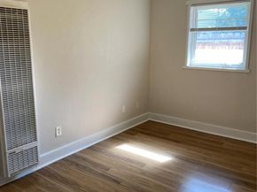 1538 Clinton Street, Aurora CO 80010