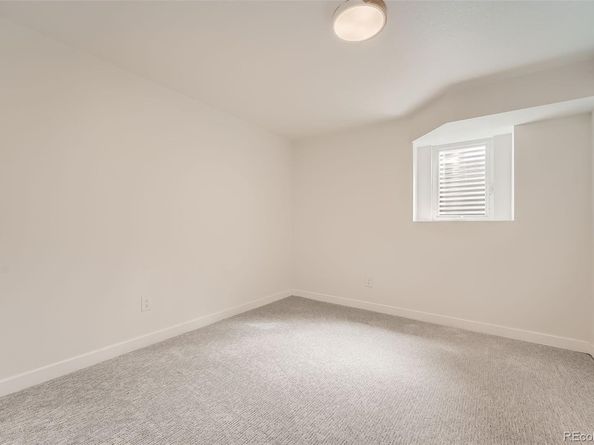 4055 S Niagara Way, Denver CO 80237