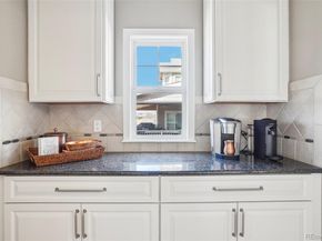 Undisclosed Address #2291973, Aurora CO 80016