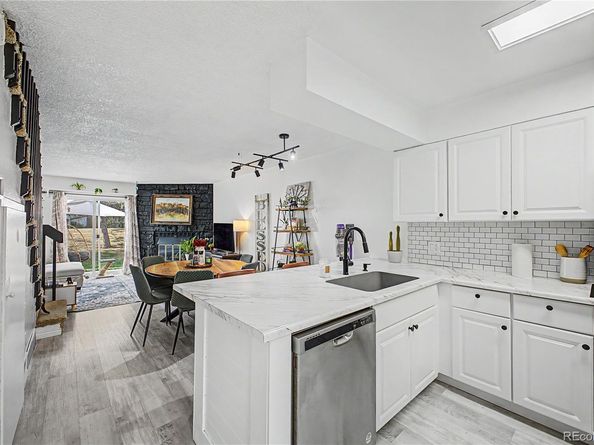 8952 W Dartmouth Place, Lakewood CO 80227