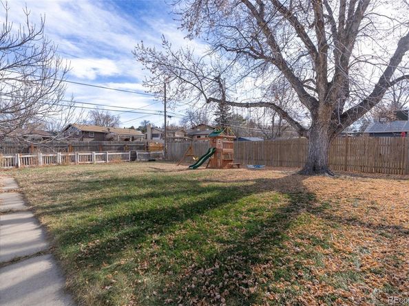 8268 Loretta Drive, Denver CO 80221