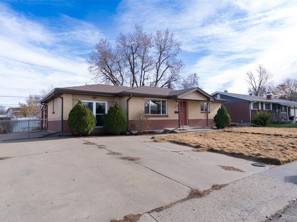 8268 Loretta Drive, Denver CO 80221