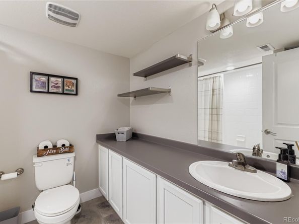 2833 S Fox Street, Englewood CO 80110