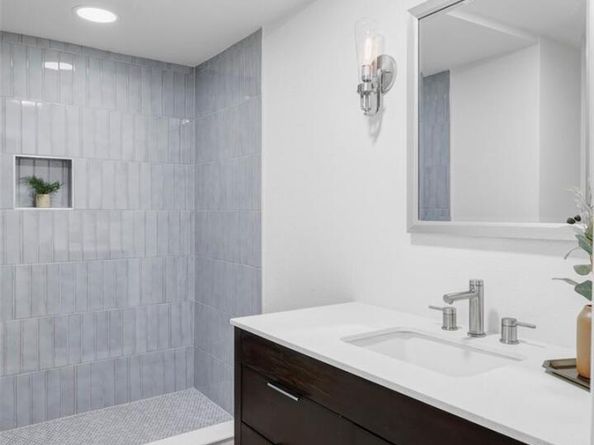 7500 E Dartmouth Avenue 8, Denver CO 80231