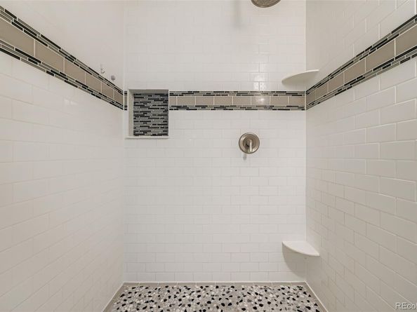95 S Eagle Circle, Aurora CO 80012