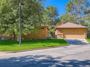 95 S Eagle Circle, Aurora CO 80012