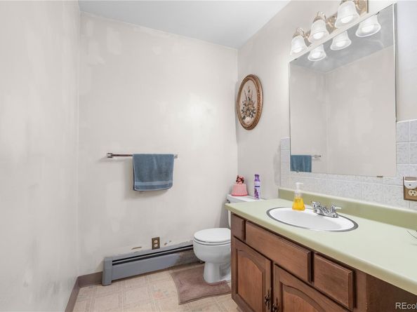 7100 S Windermere Street, Littleton CO 80120