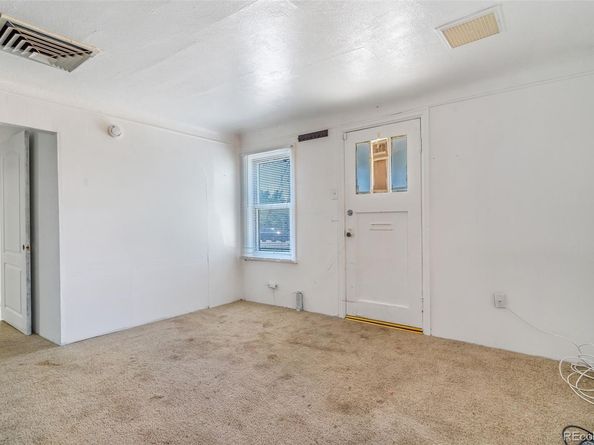 2086 Elmira Street, Aurora CO 80010
