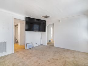 2086 Elmira Street, Aurora CO 80010