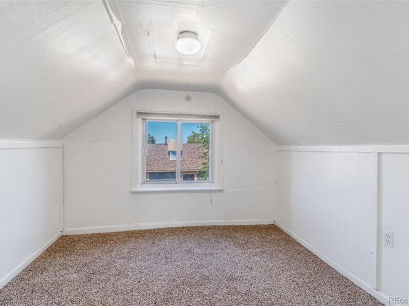 2086 Elmira Street, Aurora CO 80010