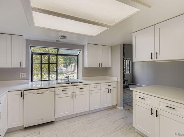 12440 E Pacific Circle B, Aurora CO 80014