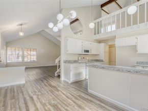 204 S Eagle Circle, Aurora CO 80012