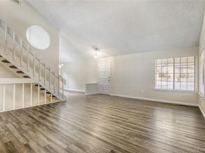 204 S Eagle Circle, Aurora CO 80012