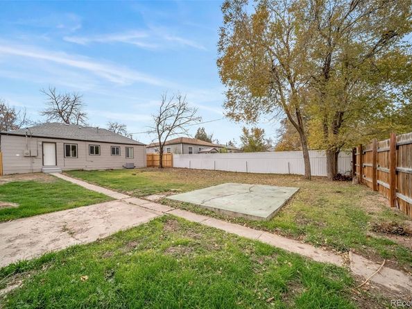 1081 Elmira Street, Aurora CO 80010