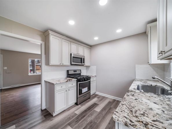 1081 Elmira Street, Aurora CO 80010