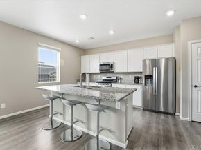 6047 N Halifax Court, Aurora CO 80019