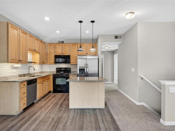 8105 E 11th Avenue 2B, Denver CO 80220