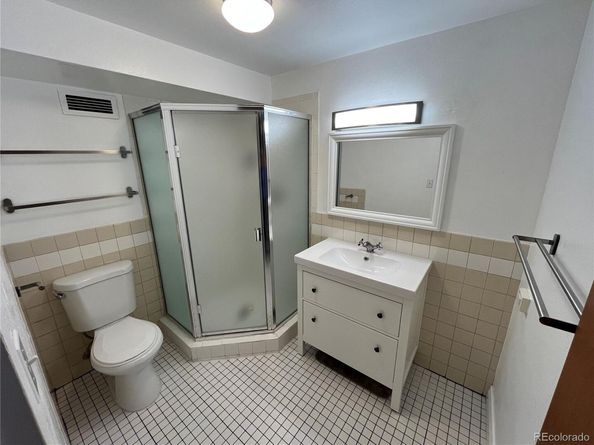 1155 Ash Street 202, Denver CO 80220