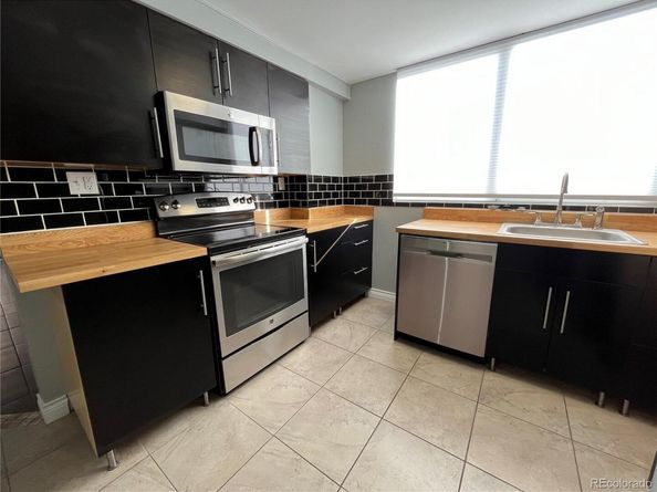 1155 Ash Street 202, Denver CO 80220