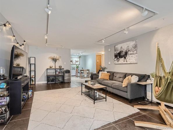 1155 Ash Street 202, Denver CO 80220