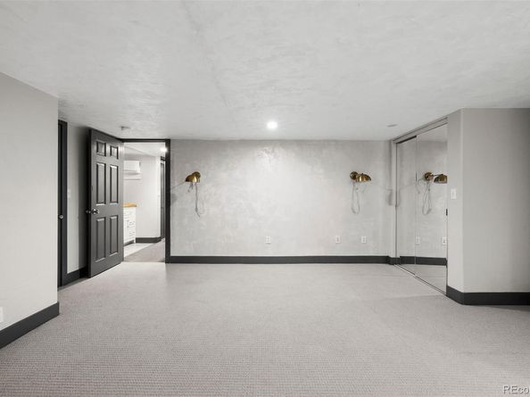 1565 Newton Street, Denver CO 80204