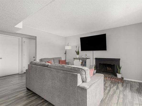 3141 S Tamarac Drive 305E, Denver CO 80231