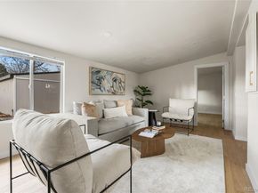 2901 Niagara Street, Denver CO 80207