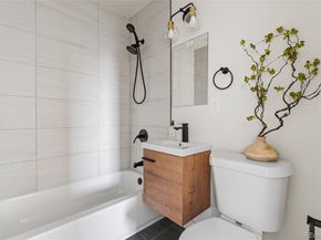 2901 Niagara Street, Denver CO 80207