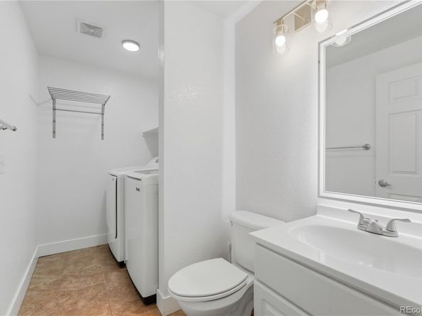 5315 S Valdai Street, Aurora CO 80015