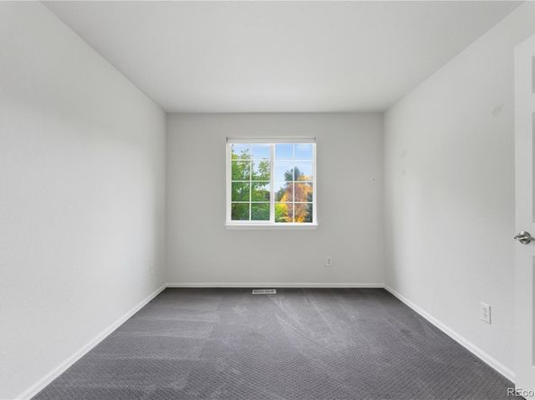 5315 S Valdai Street, Aurora CO 80015