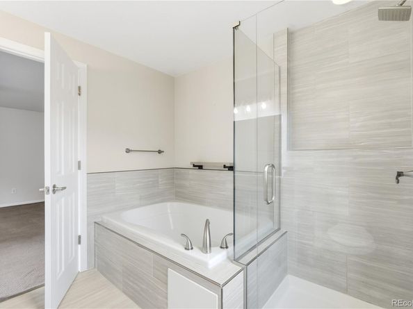 5315 S Valdai Street, Aurora CO 80015