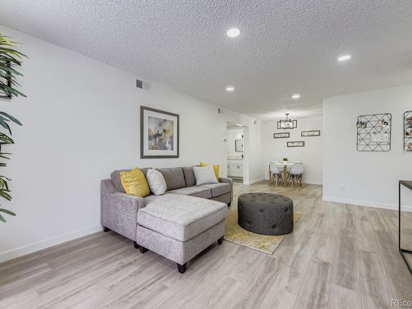 3550 S Harlan Street 214, Denver CO 80235