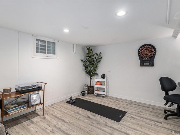 1100 Ivanhoe Street, Denver CO 80220