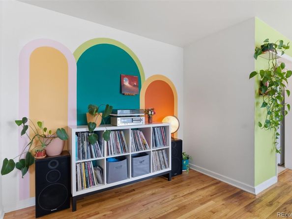 1656 Newark Street, Aurora CO 80010