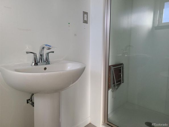 105 Dudley Street, Lakewood CO 80226