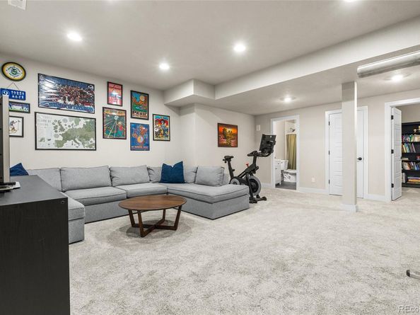 9792 E 60th Avenue, Denver CO 80238