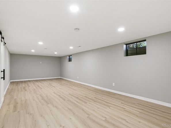 158 S Quay Street, Lakewood CO 80226