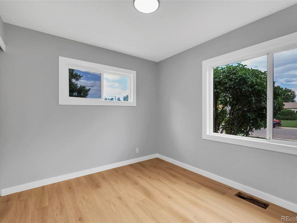 2735 S Dahlia Street, Denver CO 80222