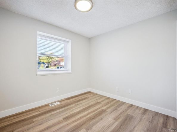 10864 W Alamo Place, Littleton CO 80127