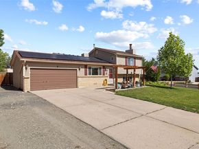 10429 Owens Circle, Broomfield CO 80021