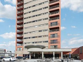 100 Park Avenue W 405, Denver CO 80205