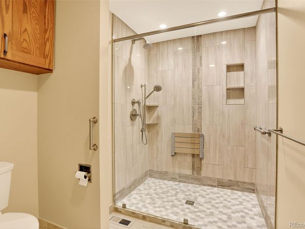 8020 S Oneida Court, Centennial CO 80112