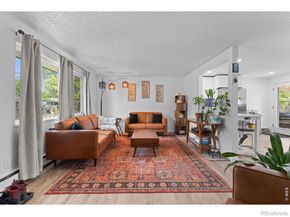 927 E 4th Avenue, Longmont CO 80504
