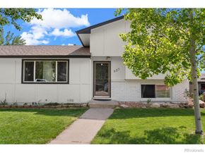 927 E 4th Avenue, Longmont CO 80504