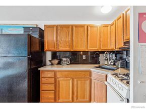 789 N Clarkson Street 806, Denver CO 80218